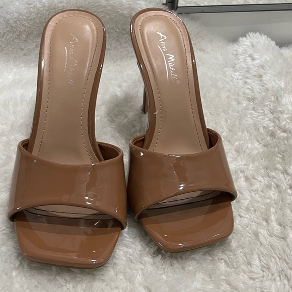Super stylish heels - Picture 1 of 4